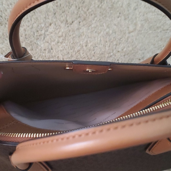Michael Kors satchel - Picture 7 of 7